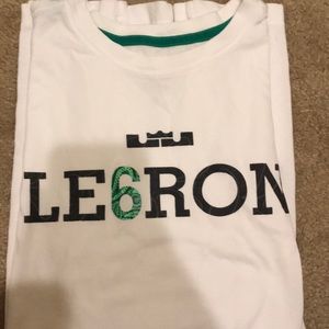Men’s Nike Lebron James tee